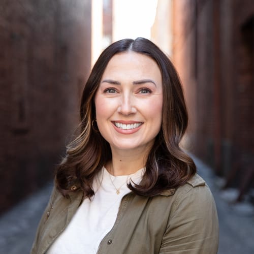 Headshot of Lorien Suddath, LISW