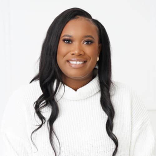 Headshot of Shantika Dykes, LMHC