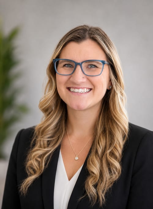 Headshot of Sarah Sivertsen, LCSW