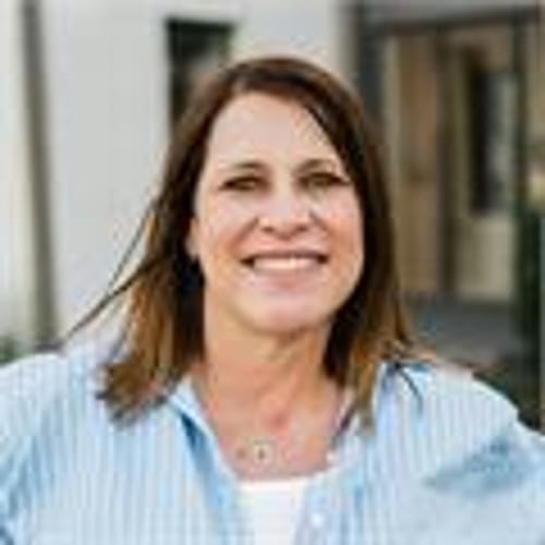Headshot of Tammie Greggains, LPC
