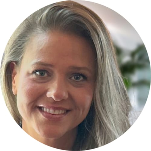 Headshot of Lindsay Ellis, LCSW