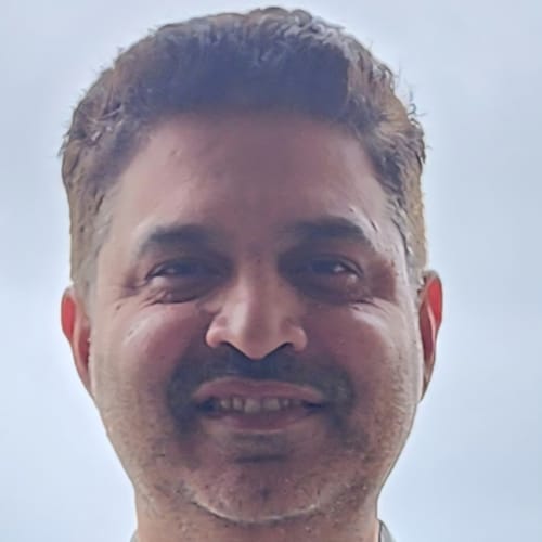 Headshot of Vikram Dhillon, MD
