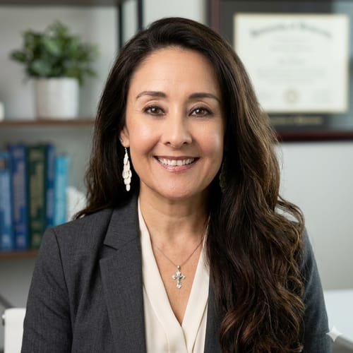 Headshot of Cynthia Marie Giselle Luna, LMFT