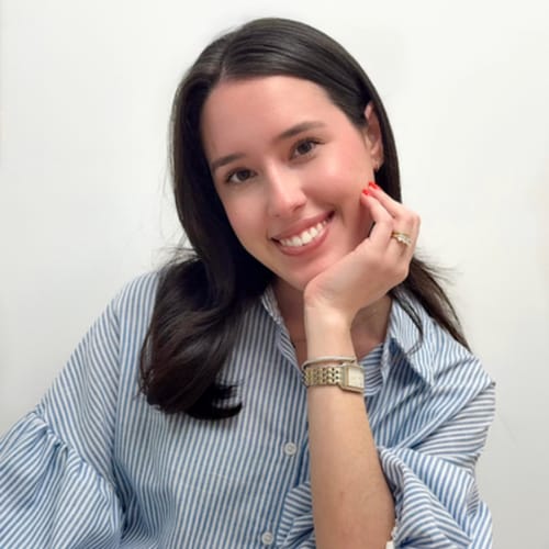 Headshot of Lia Garcia, LCSW
