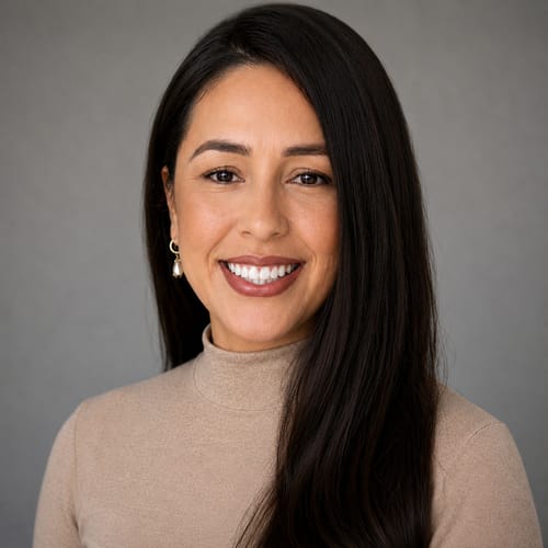 Headshot of Alicia Zamano, LCSW