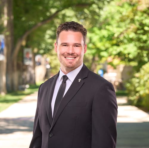 Headshot of Trent Mahler, LCSW