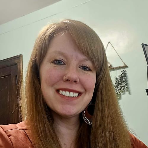 Headshot of Alexandria Elkins, LCSW