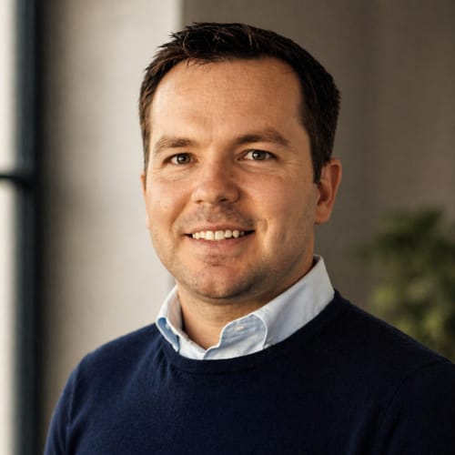 Headshot of Mark Giles, LCSW