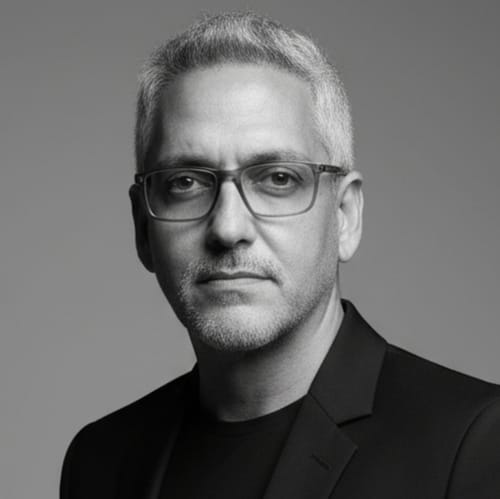 Headshot of Felix Munoz, LCSW