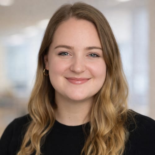 Headshot of Lauren Feliciano Nieles, LMFT