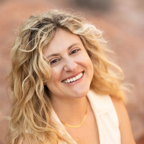 Headshot of Liz Spiroff, LCSW_OUT_OF_STATE