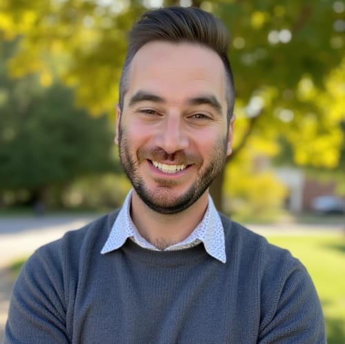 Headshot of Brandon Tate, LPC