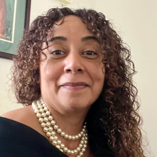 Headshot of Yessenia Guglielmi, LPC