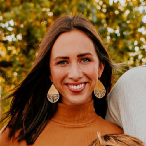 Headshot of Mallory Felt, LICSW