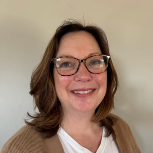 Headshot of Kelly Bernhard, LCSW