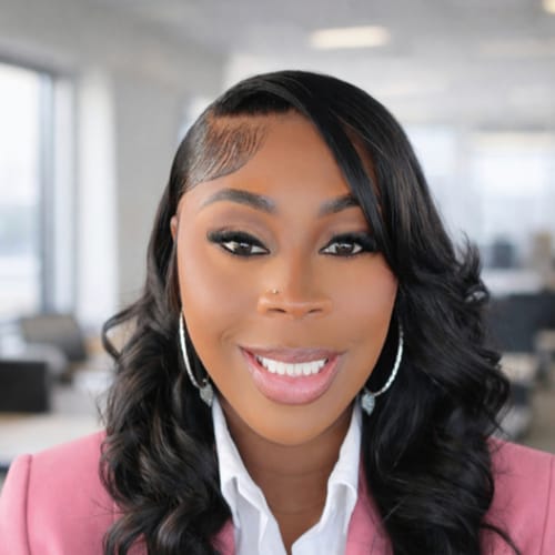 Headshot of Rasheedah Nash, LMSW