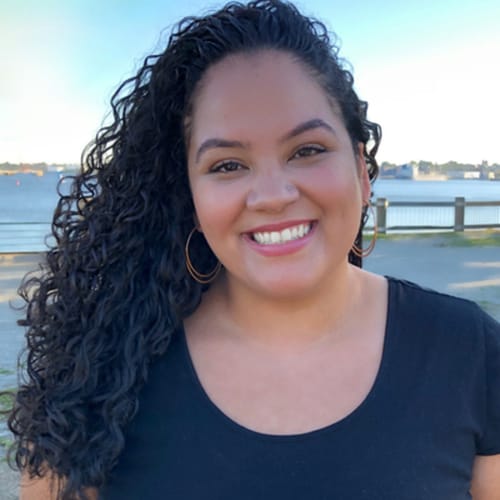 Headshot of Ashley Tavarez, LICSW