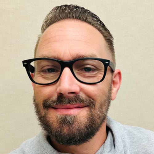 Headshot of Jason Robertson, LCSW
