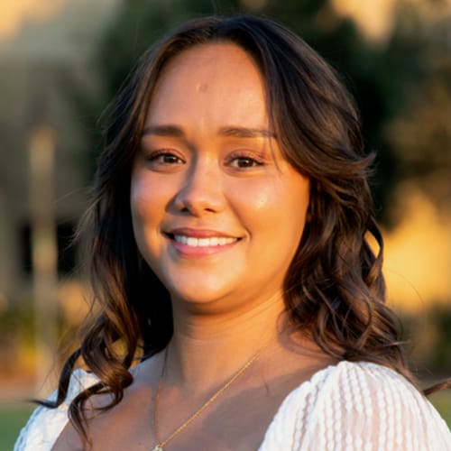 Headshot of Sydney Acosta, LMFT