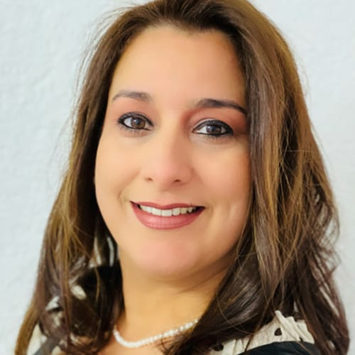 Headshot of Raysa Machado Fleites, LMHC