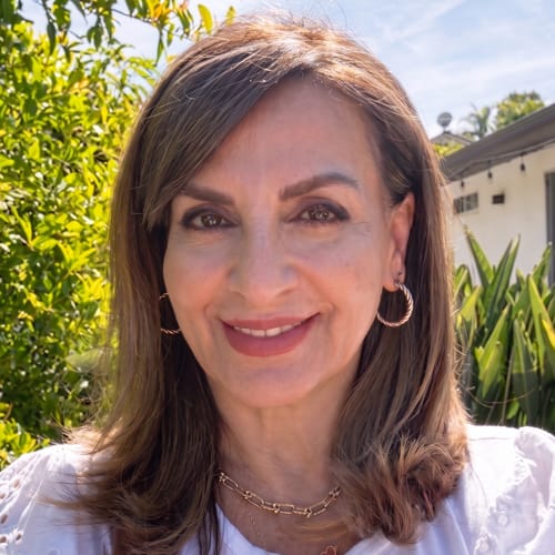 Headshot of Simin Ghasri, LMFT