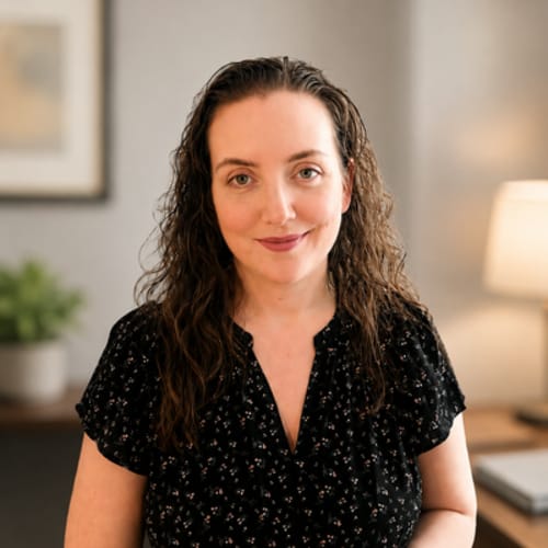 Headshot of Samantha Roman, LICSW