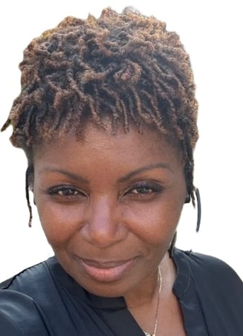Headshot of Prechelle Shannon, LPC