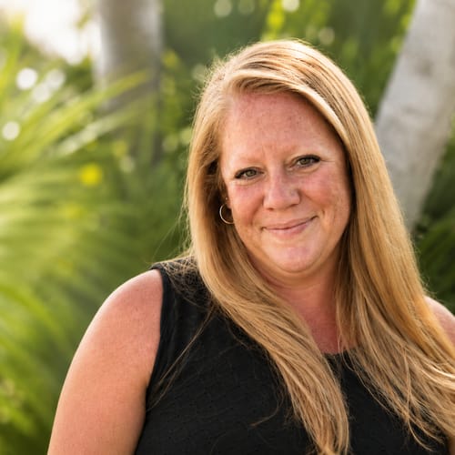 Headshot of Betsy De Boer, LCSW