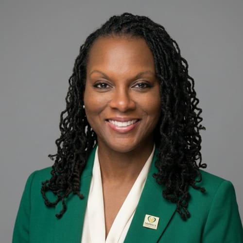 Headshot of Leontyne Williams, LMFT