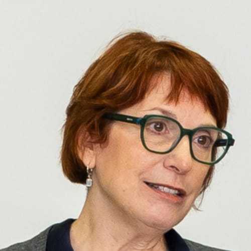 Headshot of Laura Lewis, LCSW