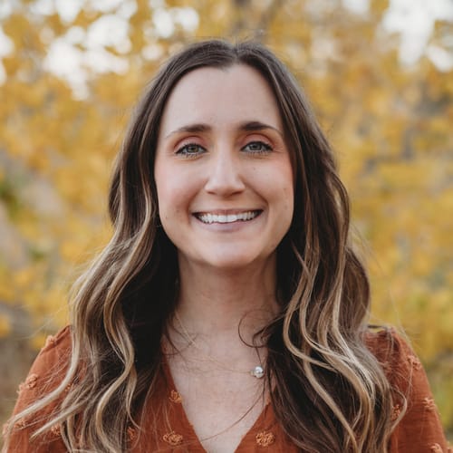 Headshot of Johni Willett, LPC