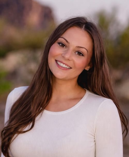 Headshot of Stephanie Chiel, LPC