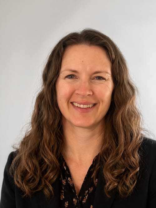 Headshot of Melissa Carter, LICSW