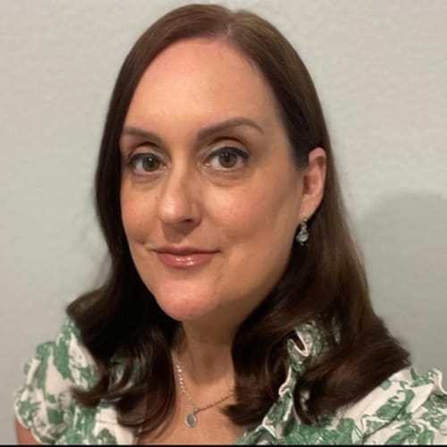 Headshot of Julie Amoruso, NP