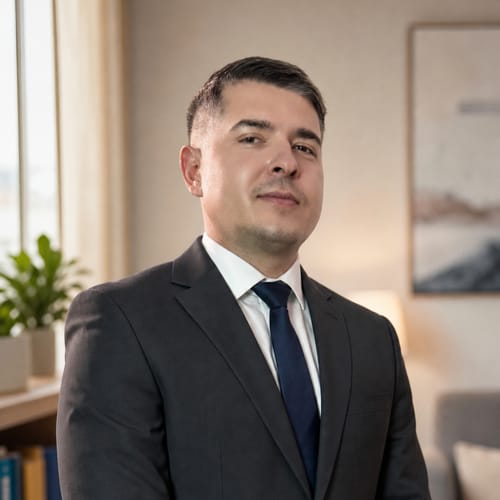 Headshot of Diego Hinojoza, LIAC