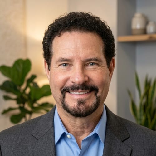 Headshot of Stuart Levinson, LCSW
