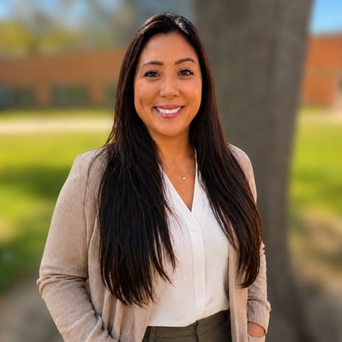 Headshot of Nadia Redoble, LCSW