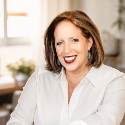 Headshot of Cathy Naiman, LCSW