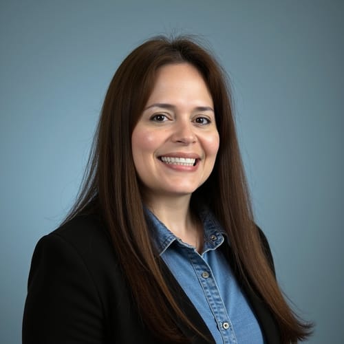 Headshot of Veronica Chavez, APRN