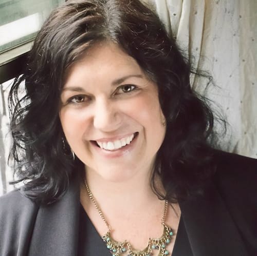 Headshot of Liz Verna, LCAT