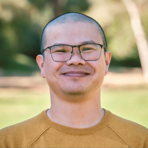 Headshot of Du Vo, NP