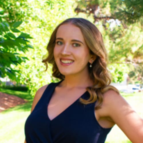 Headshot of Caroline Stone, LCSW