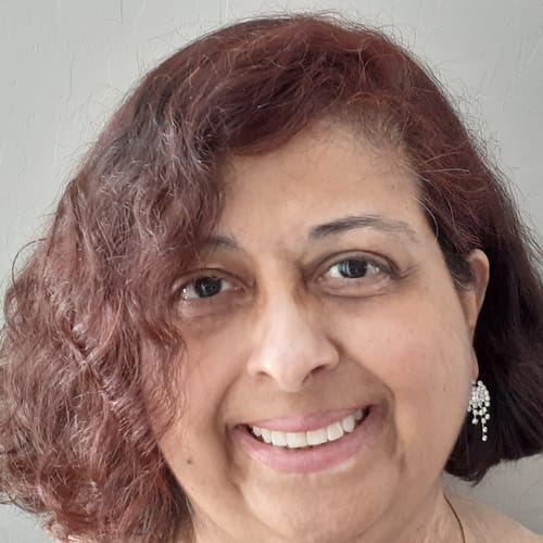 Headshot of Nitika Gondal, LCSW