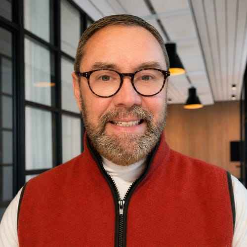 Headshot of Michael Stracener, LCSW