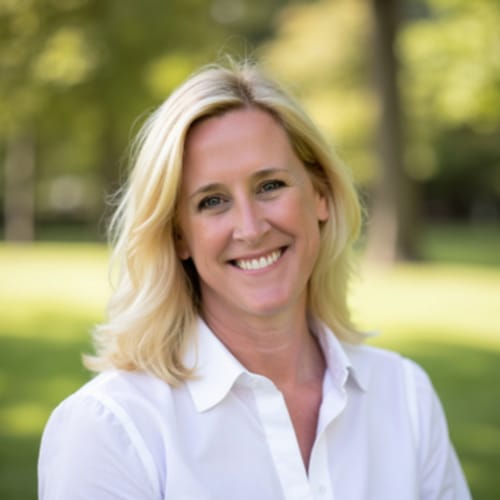 Headshot of Stacey Rettew, LPC