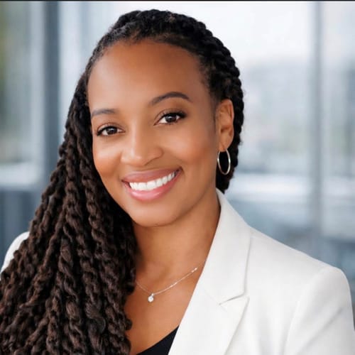 Headshot of Cameca Murphy, LCSW