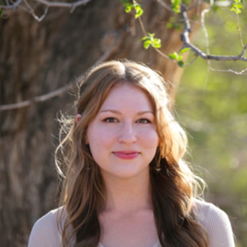 Headshot of Cosima Gelb Luttman, LCSW