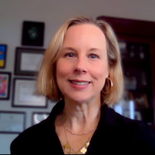 Headshot of Leigh Hewes, LICSW