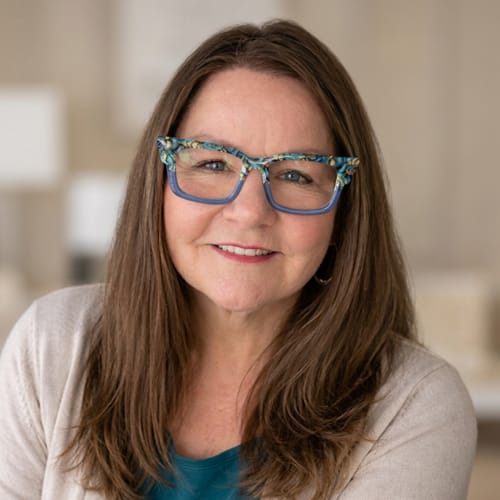 Headshot of Dawn Daniell, LCSW