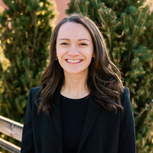 Headshot of Catie Cizek, LPC